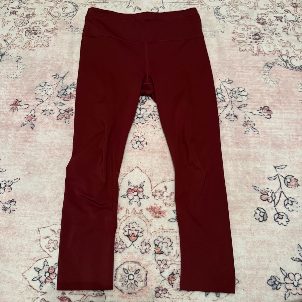 Small Athleta Accelerate Capri leggings size small